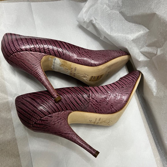 Giuseppe Zanotti Burgundy Genuine Reptile Pumps - Picture 8 of 15